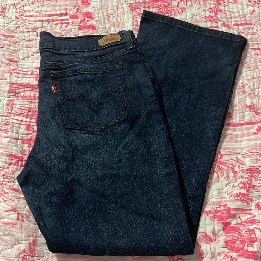 Levi’s 515 Boot Cut size 8 short jeans